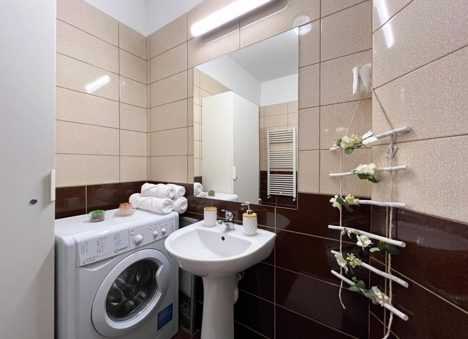 Studio Deluxe Uniri Bükreş Dış mekan fotoğraf